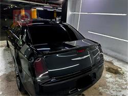 کرایسلەر 300